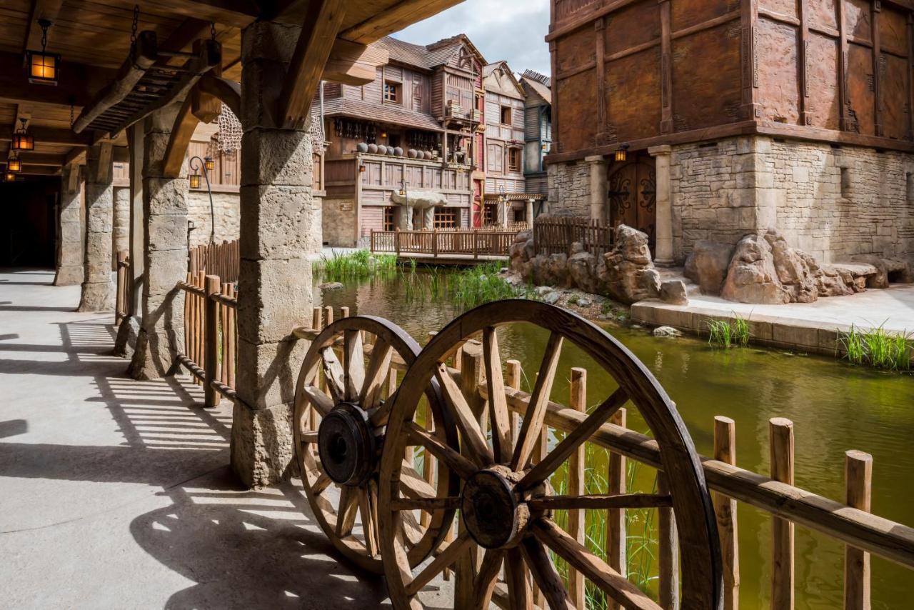 Hotel Les Quais De Lutece Plailly